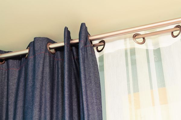 Cost of Curtain Rod Replacement in Mentor