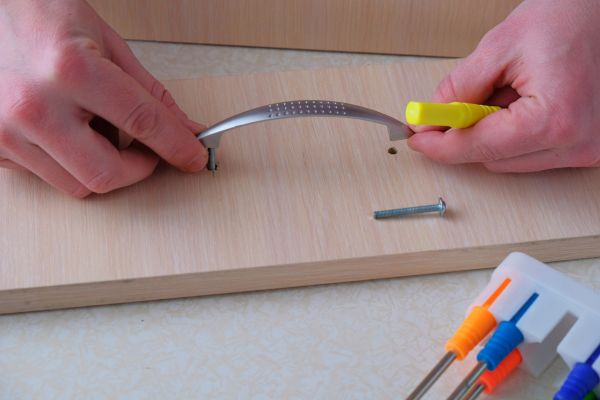 Cost of Drawer Handle Installation in Mentor